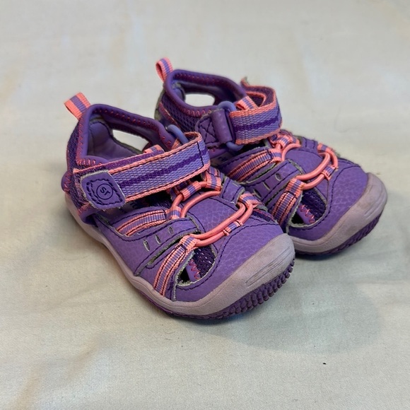 Kids Purple and Pink Sandals - size to be confirmed. - Picture 1 of 2